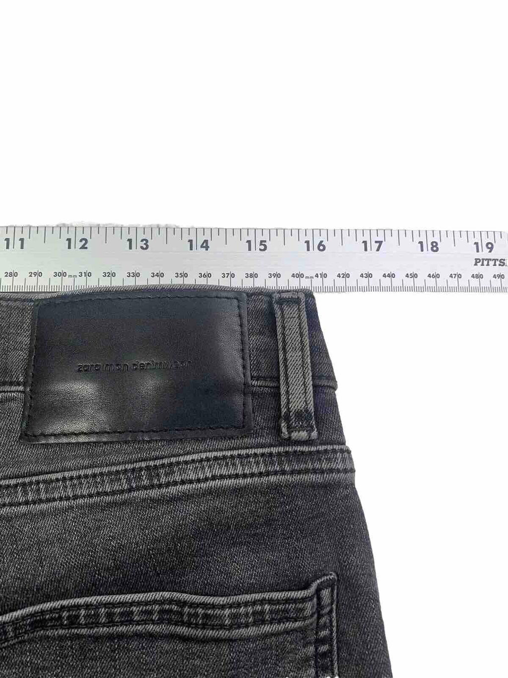Zara Jeans Men 32 Black Denim  Medium Wash Pants