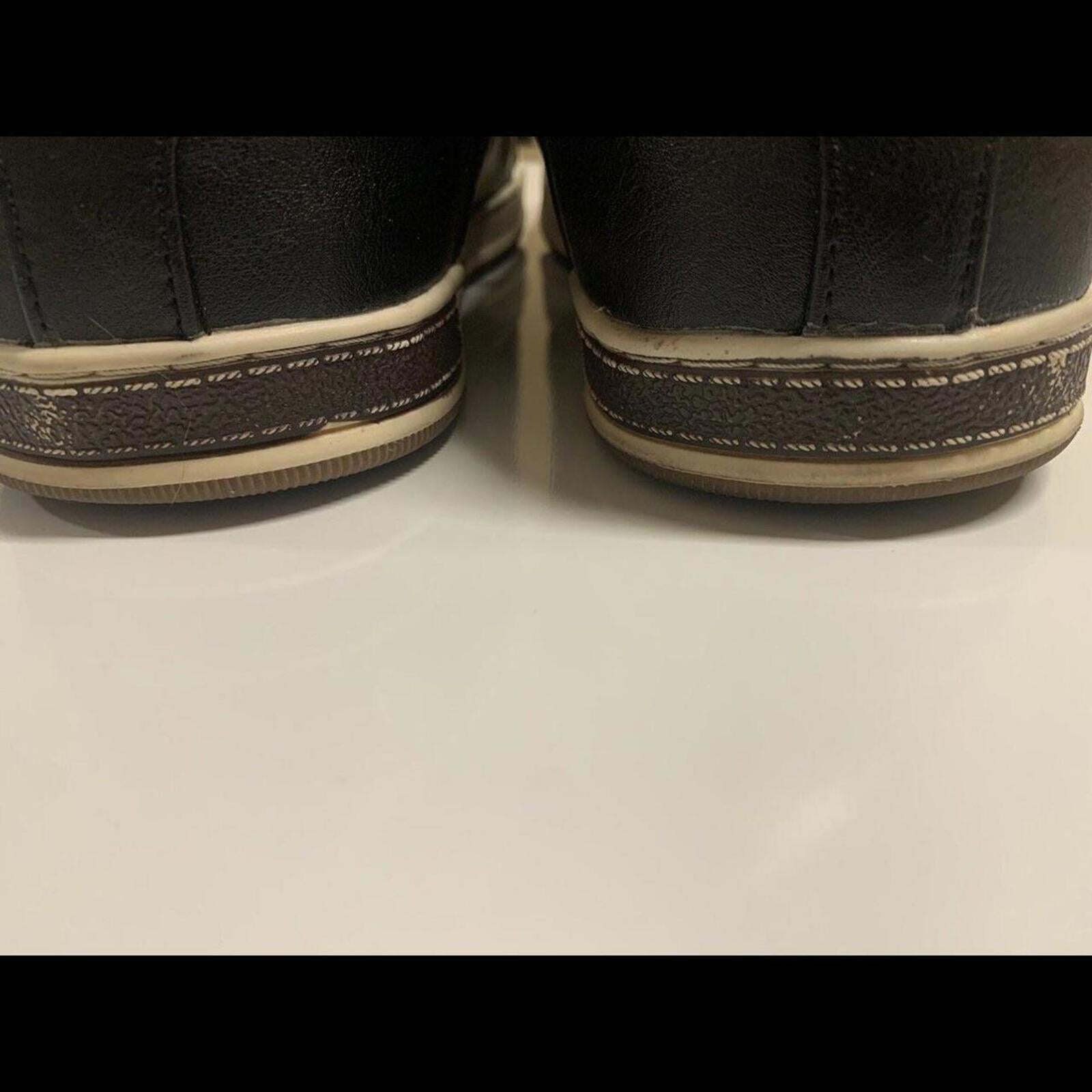 Men's Black Trainer