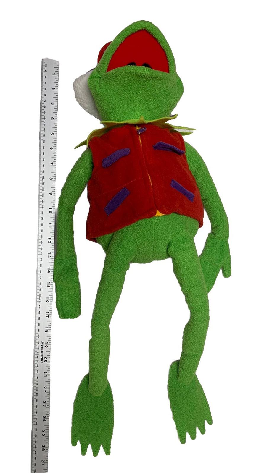 Macy's Muppets Kermit the Frog Frogtographer Photographer Plush 26" No Camera