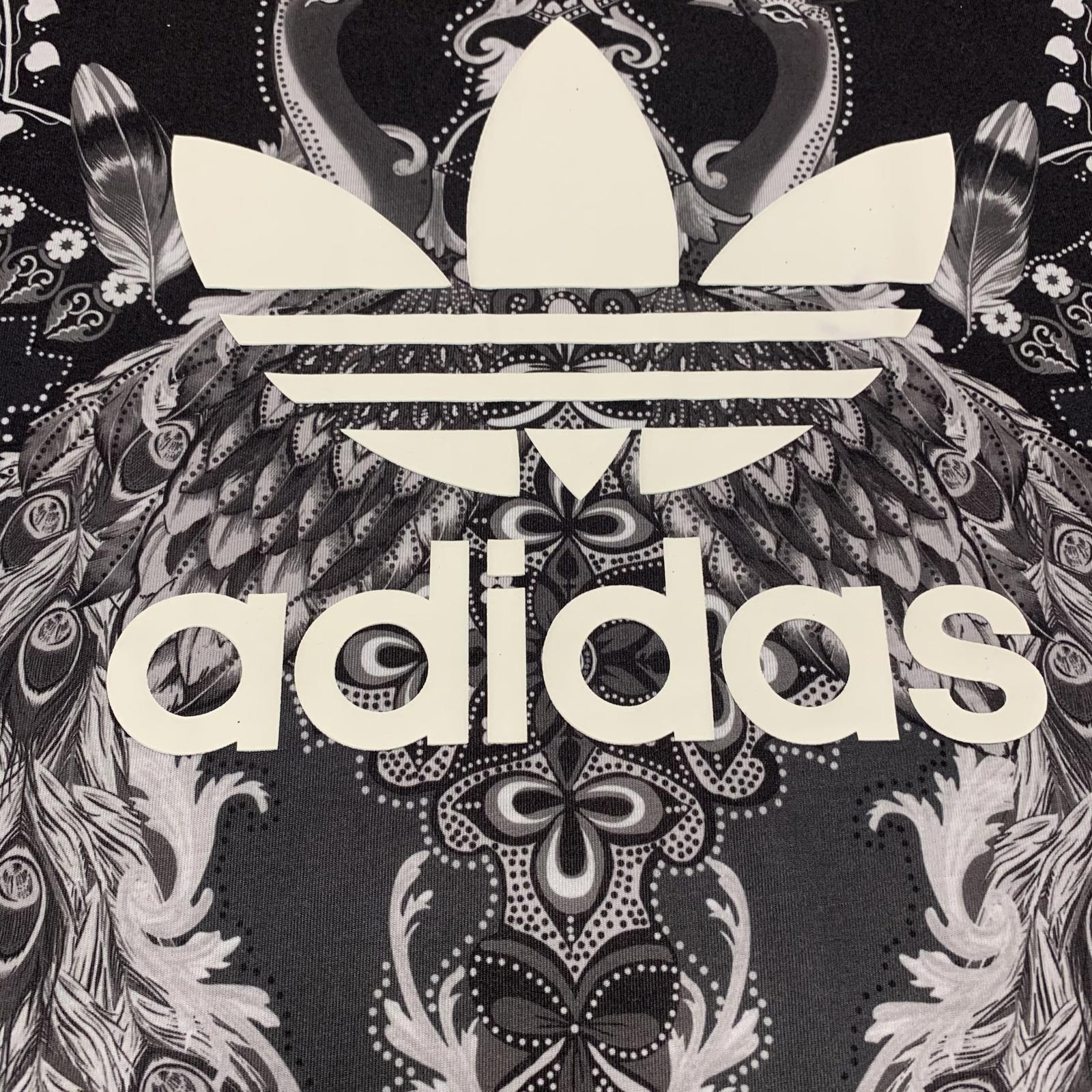Adidas Sz S Black T Shirt  Paisley Feather Graphic Logo  Design