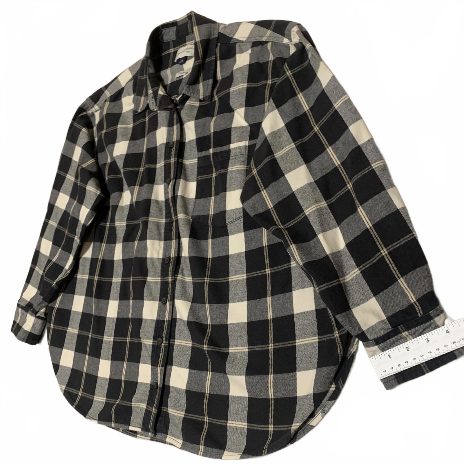 Universal Thread Men's Oversized Size XXL Black White Plaid Casual Shirt