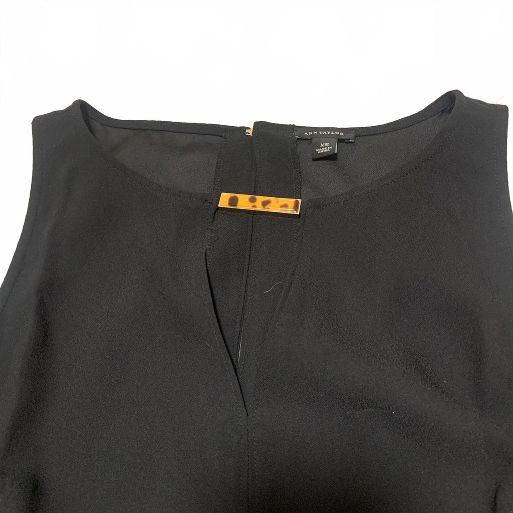 Ann Taylor Women's Size X-Small Black Sleeveless Blouse