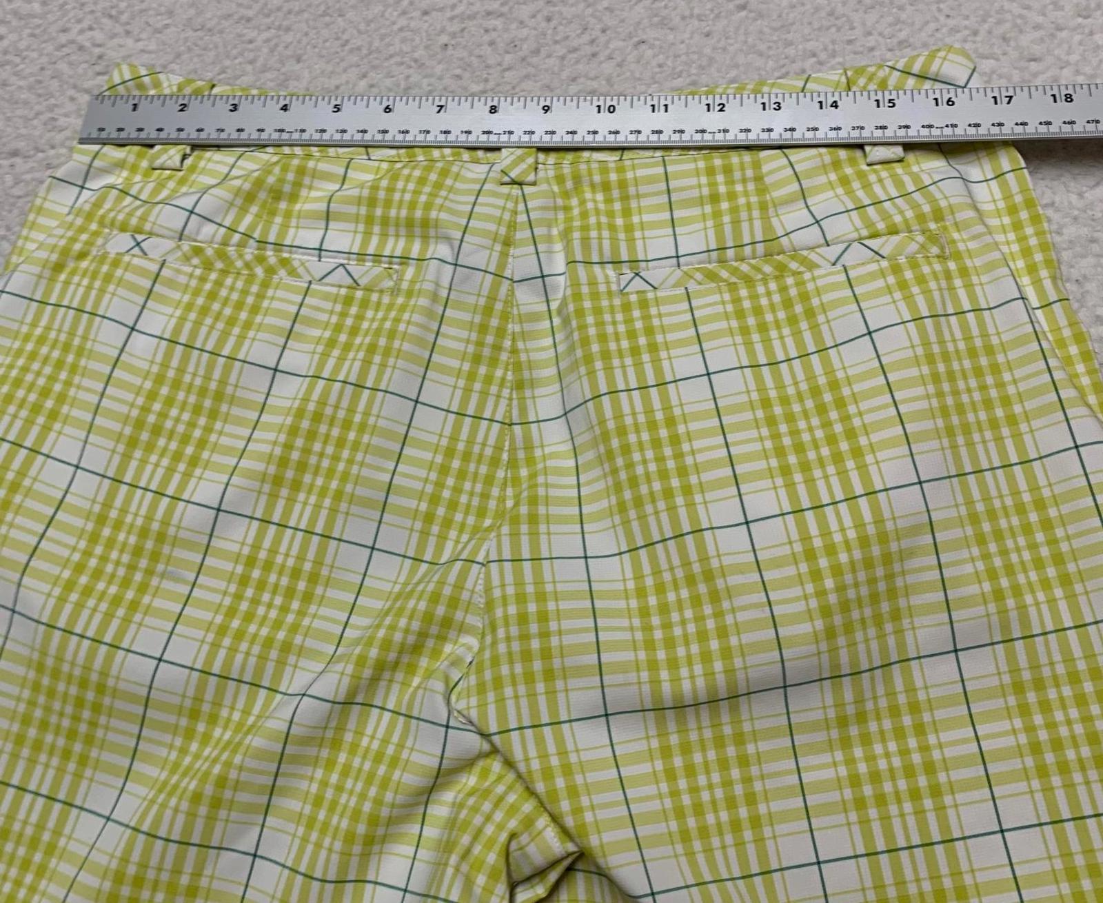 Cobra Puma Golf Mens Sz W 32 Green Plaid Summer Shorts W33.5