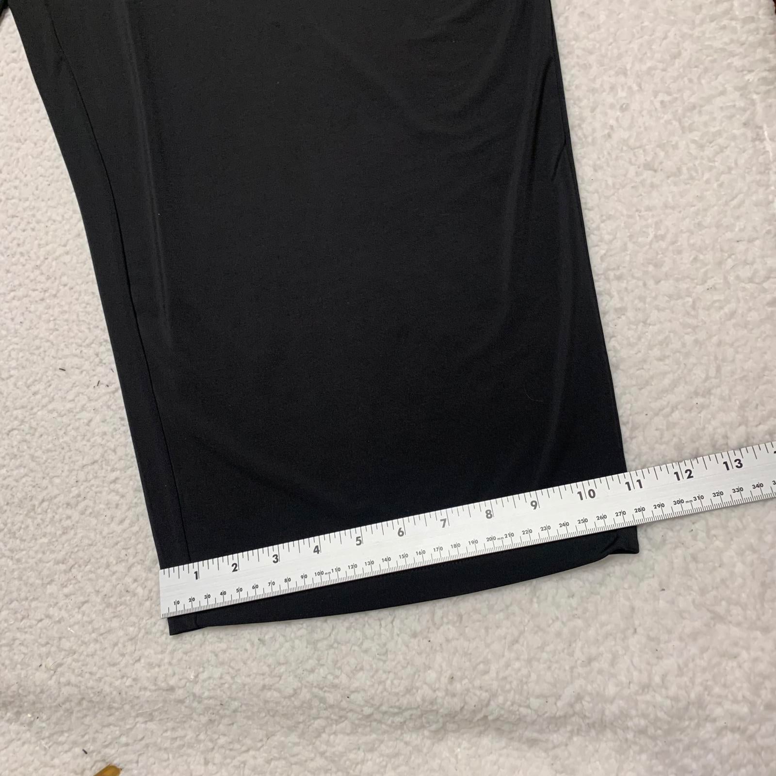Jessica London Women's Black Capris Size 30/32 49" waist