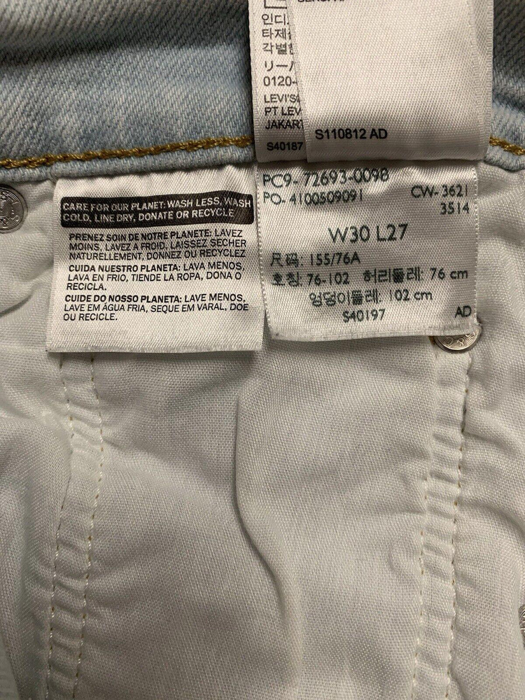 Levi's Jeans Women's 30x27 light Blue  Taper Ribcage