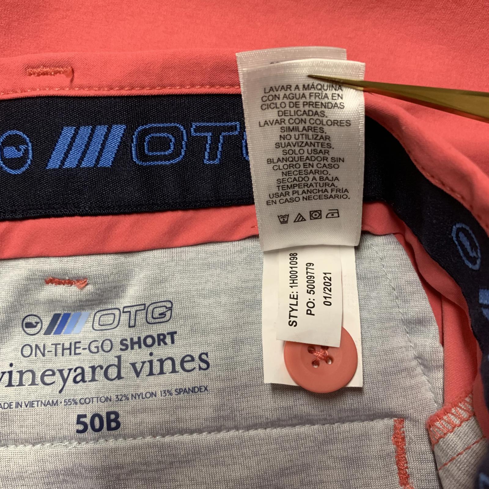 Vineyard Vines Mens OTG Pants Sz 50B Shorts in Coral Red W49