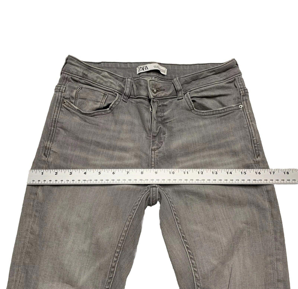 Zara Women's Size 6 Gray Light Wash Skinny Distressed Jeans