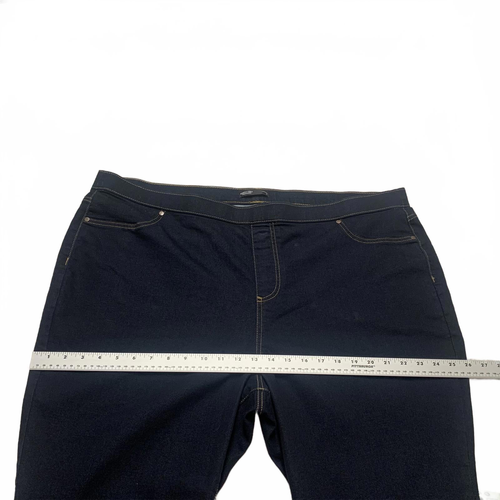 Simply Vera Vera Wang Women's Sz 3X Blue Jeans 46 x 27 Legging