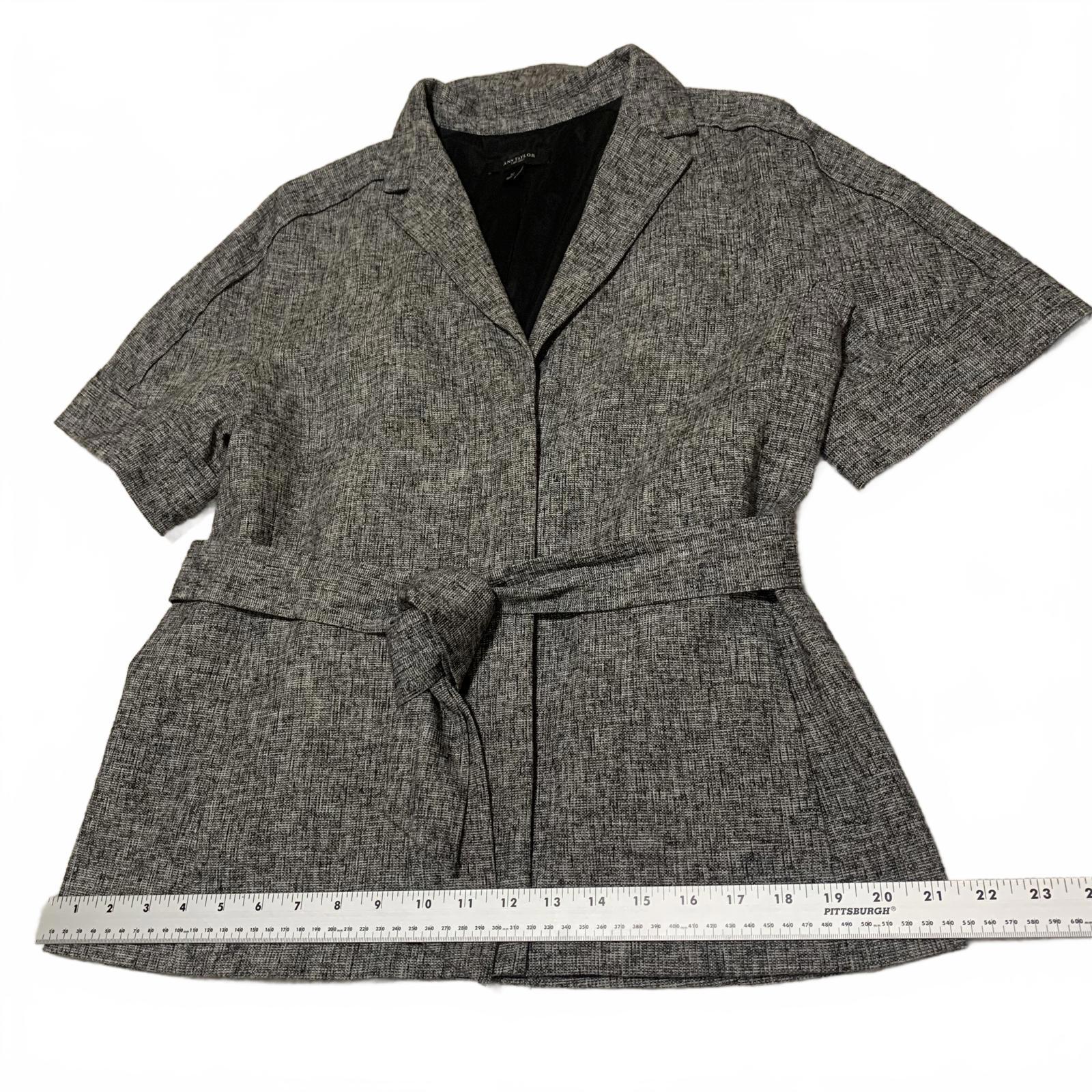 Ann Taylor Women's Size 12 Gray Short Sleeve Belted Blazer