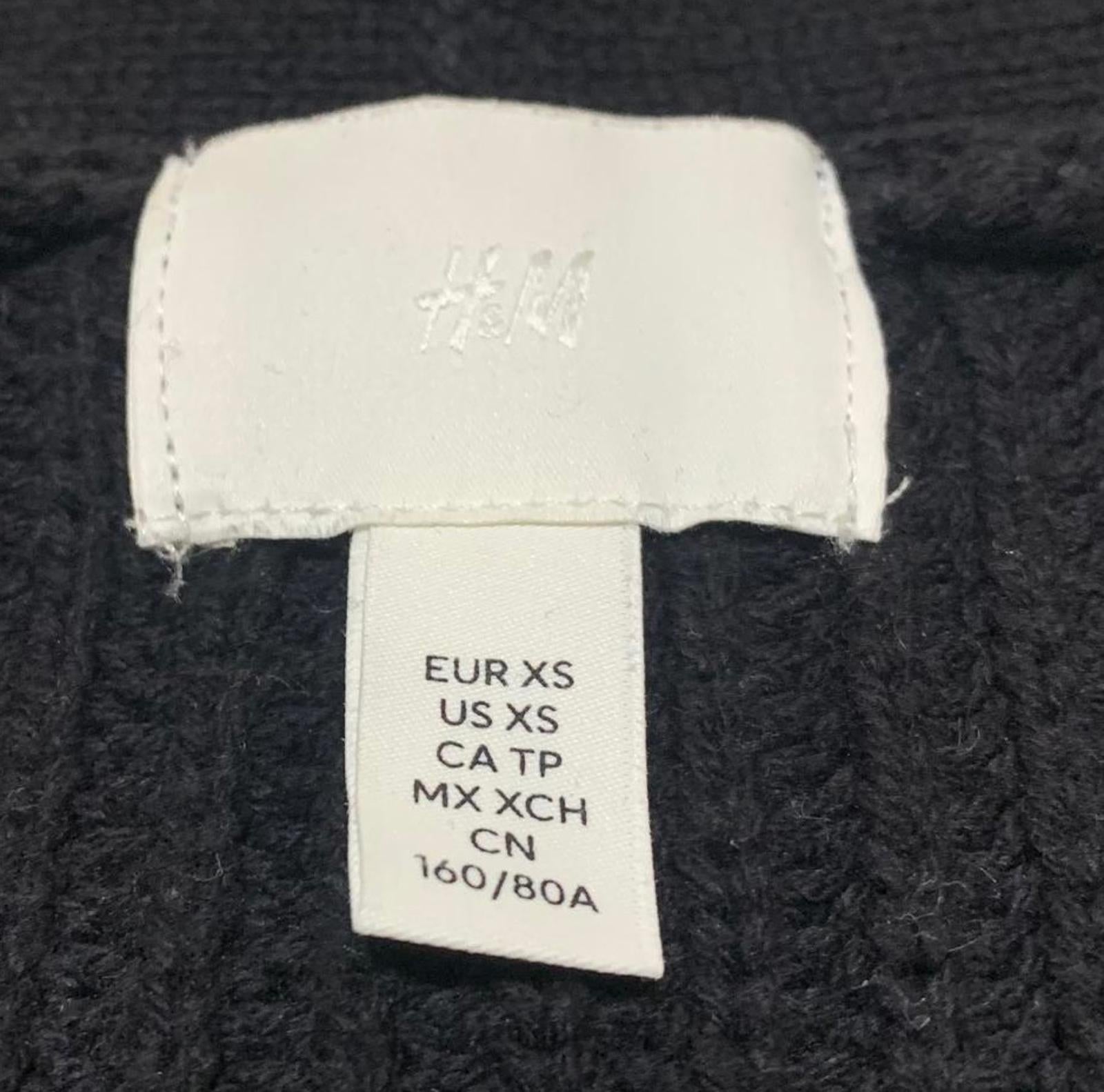 H&M Women's Size XS Black White Striped Knit Cardigan Sweater Button Front