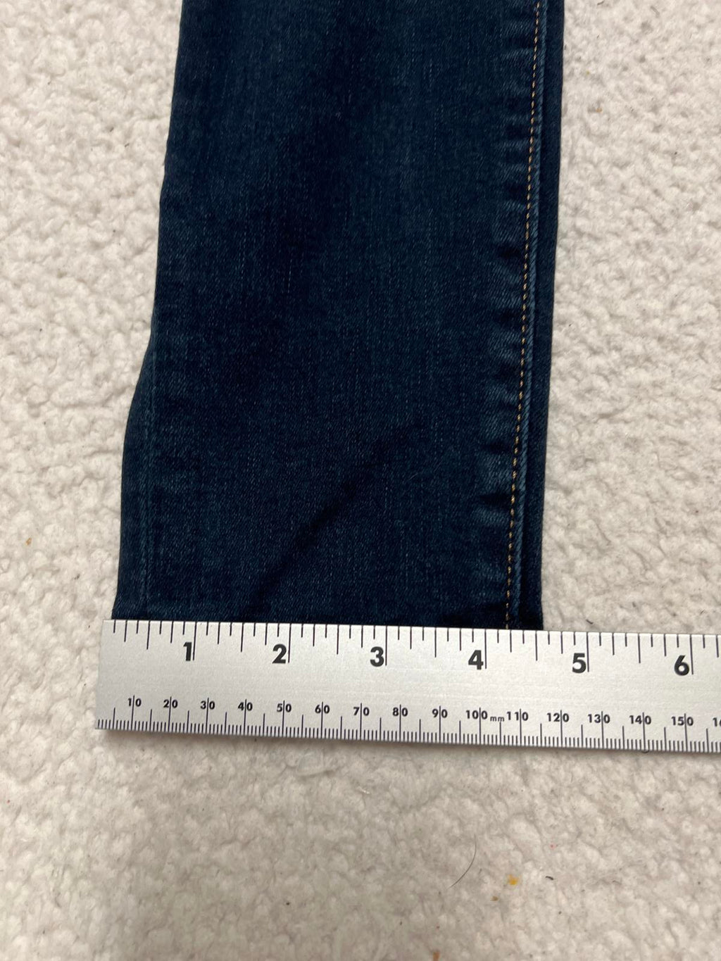 Express Women's Skinny Jeans High Rise 26 x 24.5 Actual
