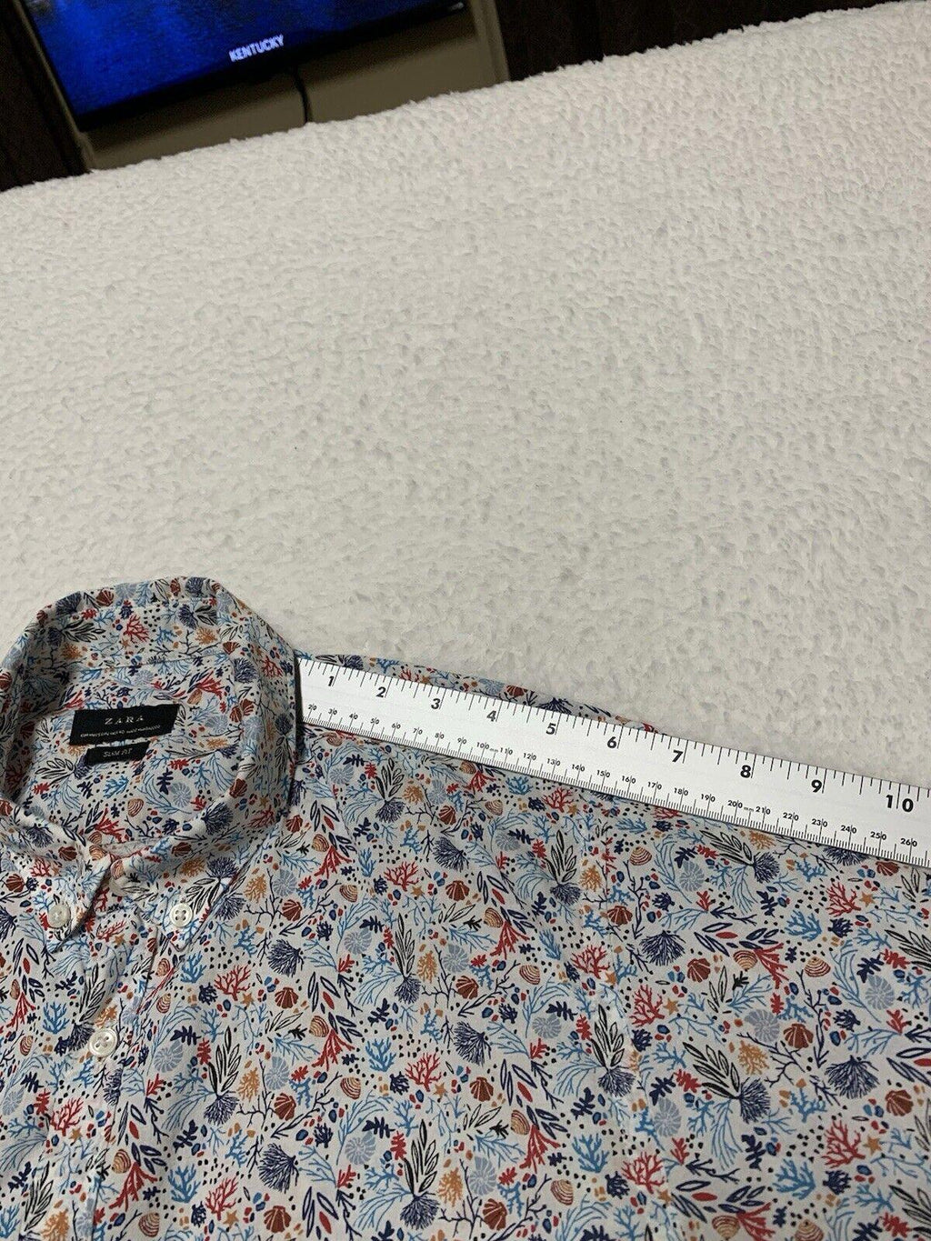 Zara Short Sleeve  Slim Fit Casual Button Down Shirt Size M Print Seaside Shells
