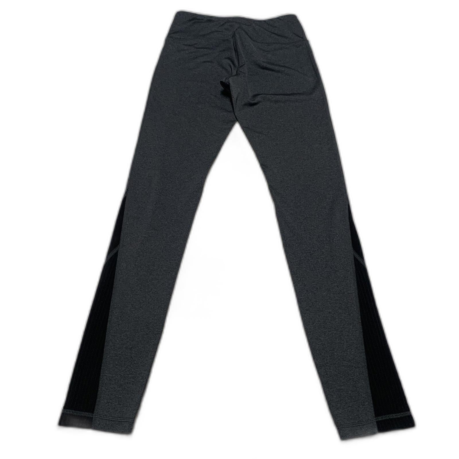 Reebok Women's Size X-Small Gray Black Athletic Leggings