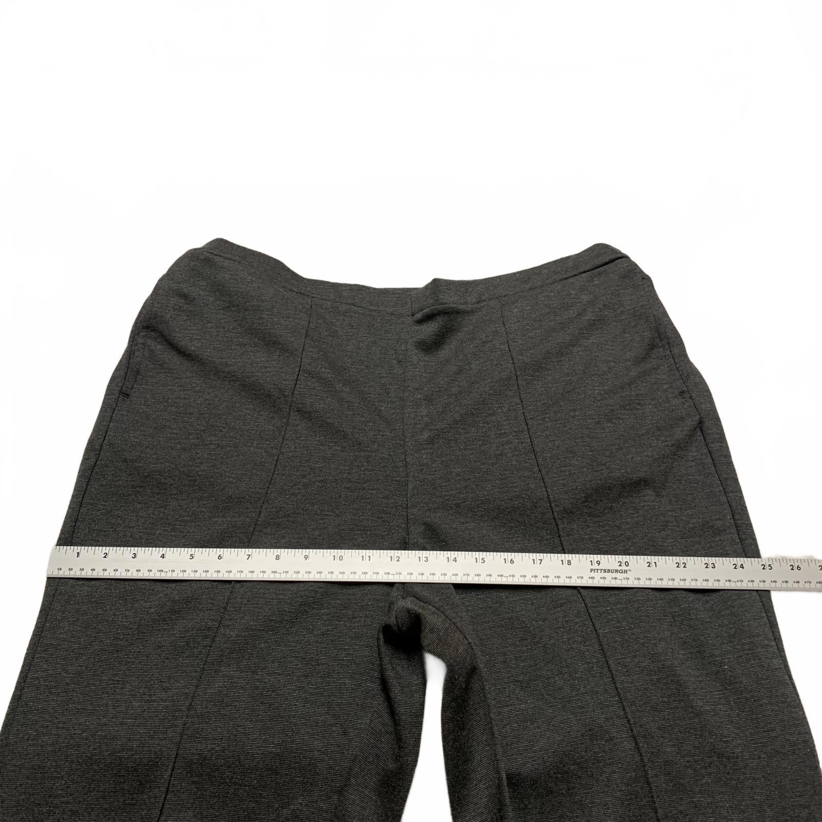 Liz & Me Sport Women's Size 16 Wide Gray Capris 38 x 26