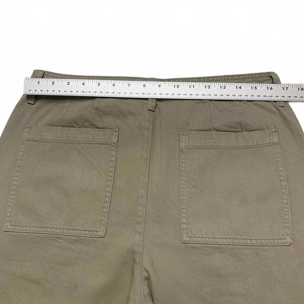 Banana Republic Women's Cargo Pants Size 10 Olive Green 33.5x 25L