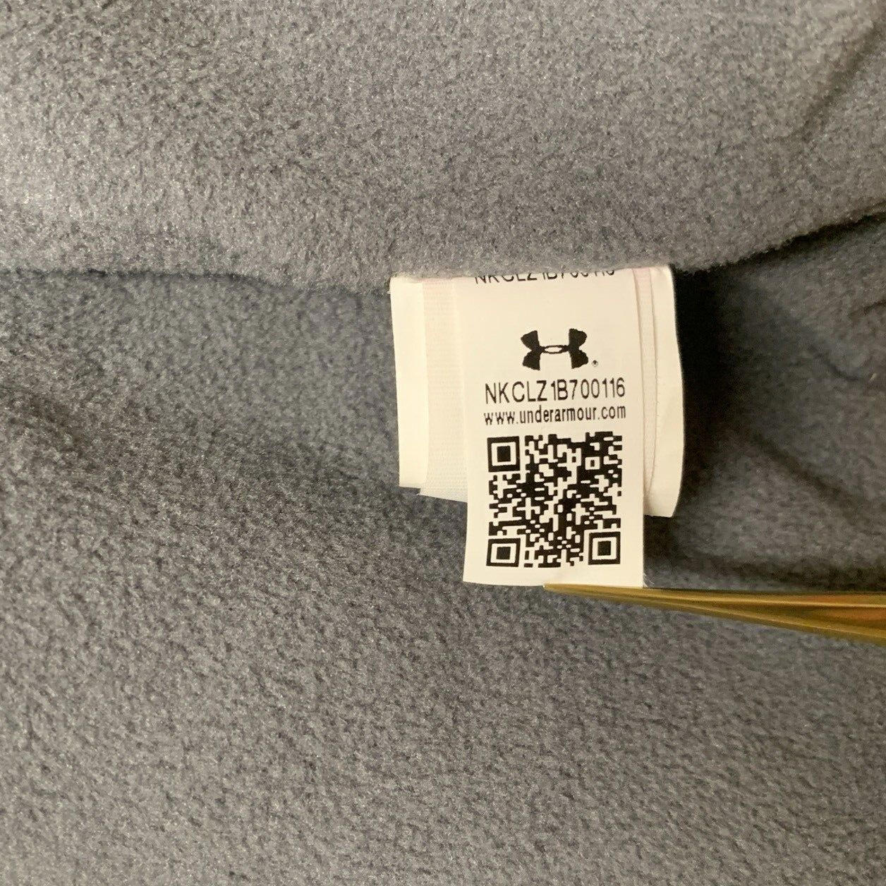 Under Armour Cable Knit Beanie Fleece Lined Red