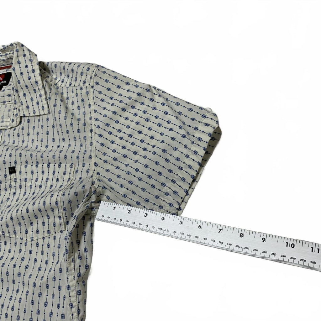Quiksilver Men's Size Small Off-White Short Sleeve Shirt Casual Short