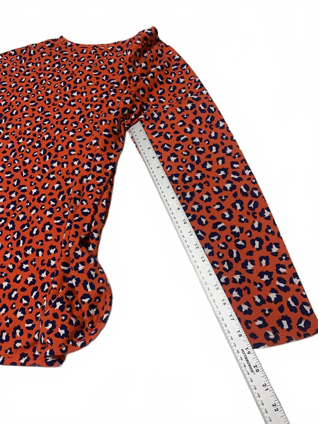 Cabana by Crown & Ivy Women's a size XL Red Blue Long Sleeve Leopard Print Top