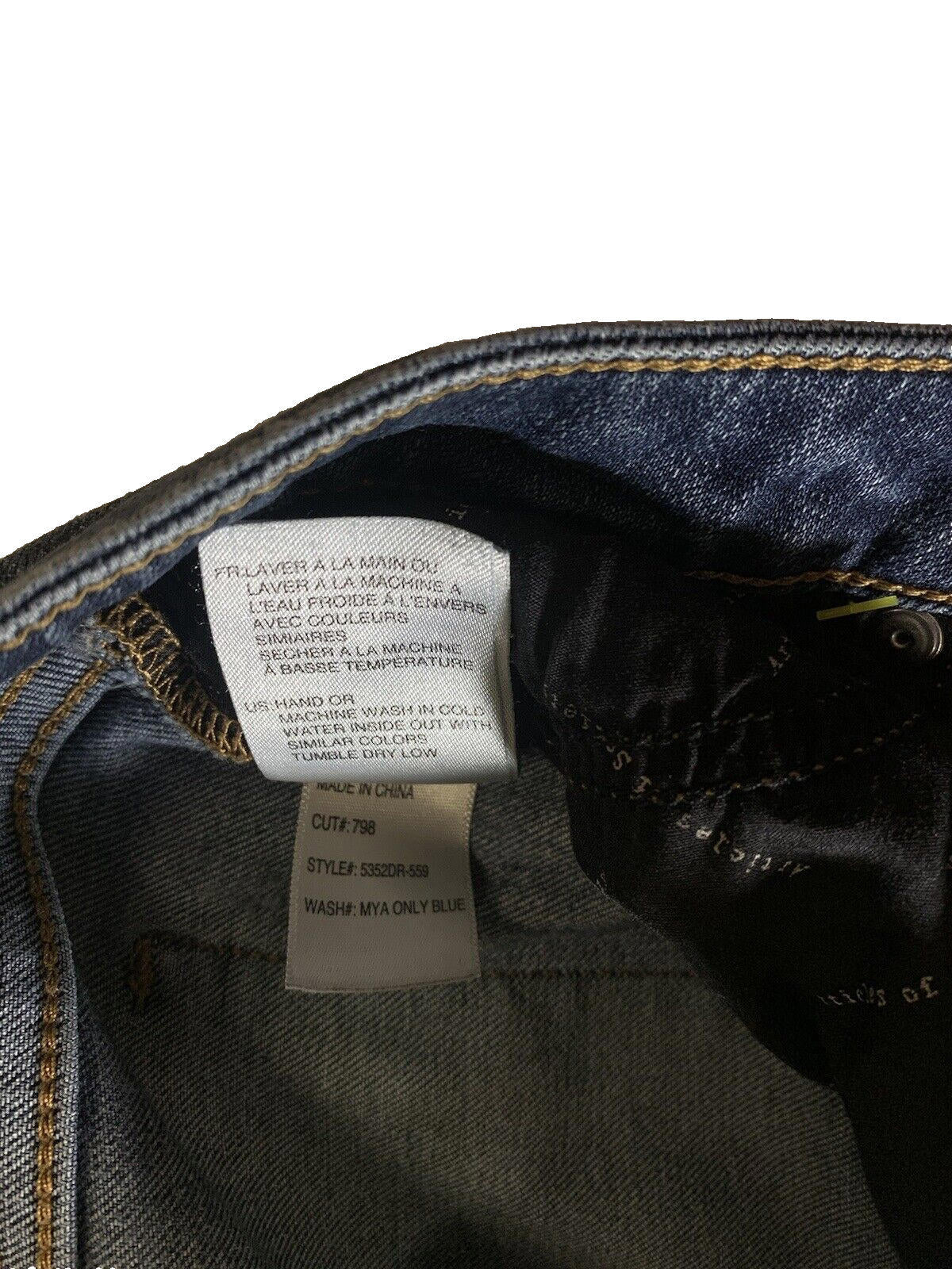 Articles of Society Women's Jeans Size 26  Blue  Dark Wash Skinny Stretch Blue