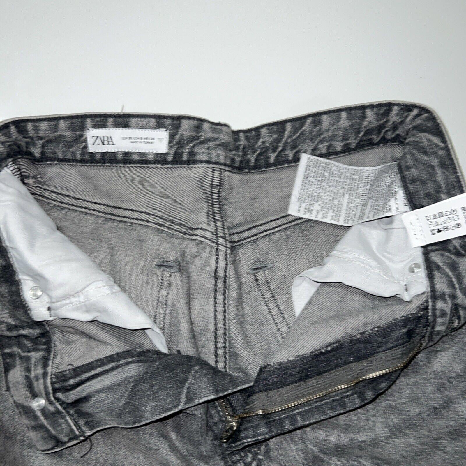 Zara Jeans Women's Size 6  Denim Gray  Cropped Frayed Edge