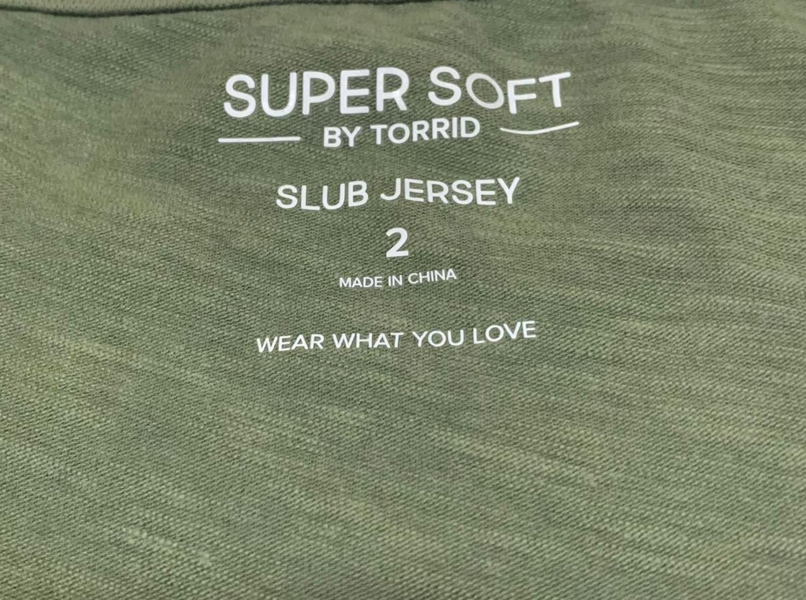 Torrid Super Soft Slub Jersey Women's Top Size 2 Olive Green