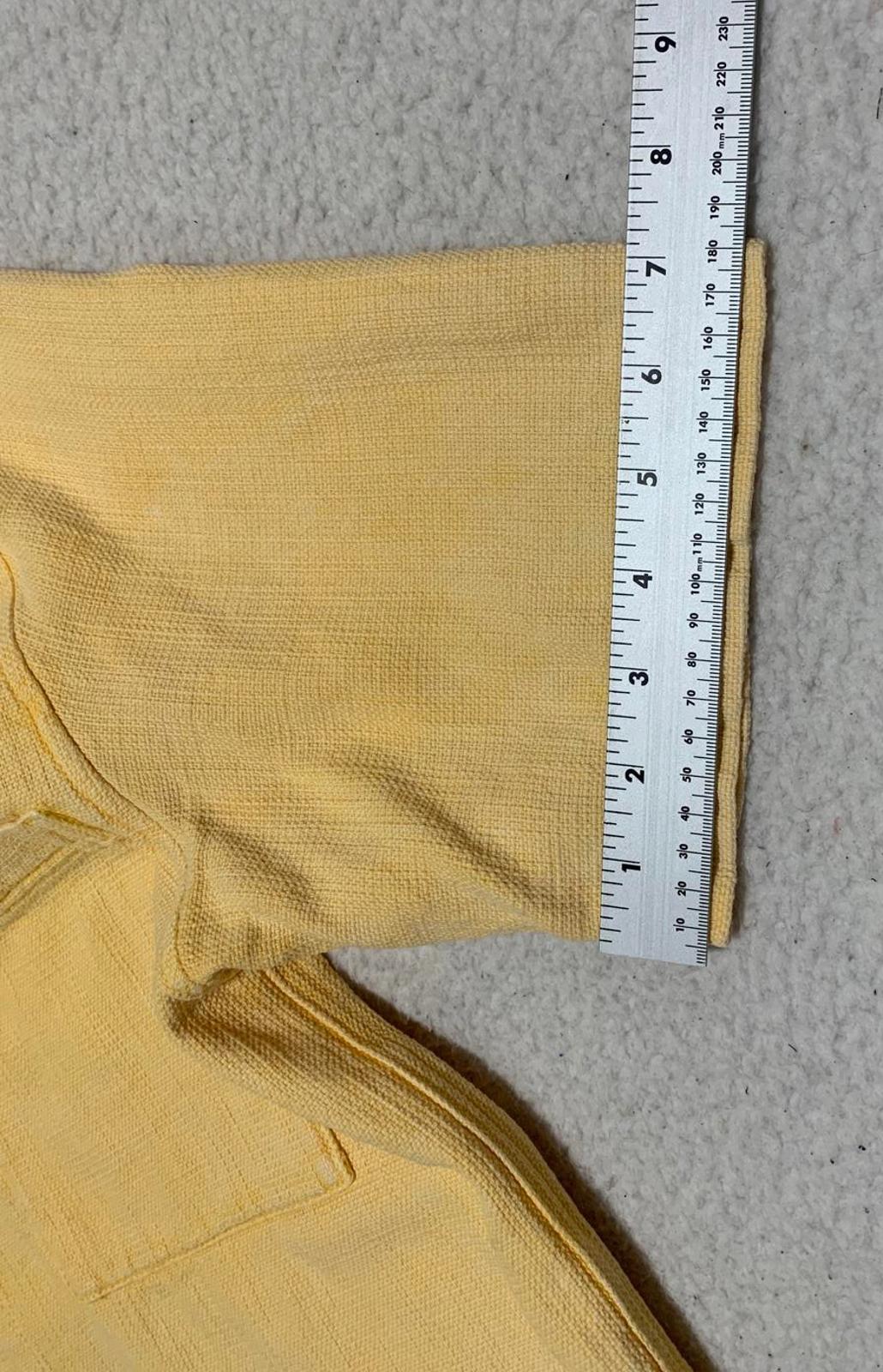 Zara Mens Size Medium Yellow Short Sleeve Button-Up Shirt