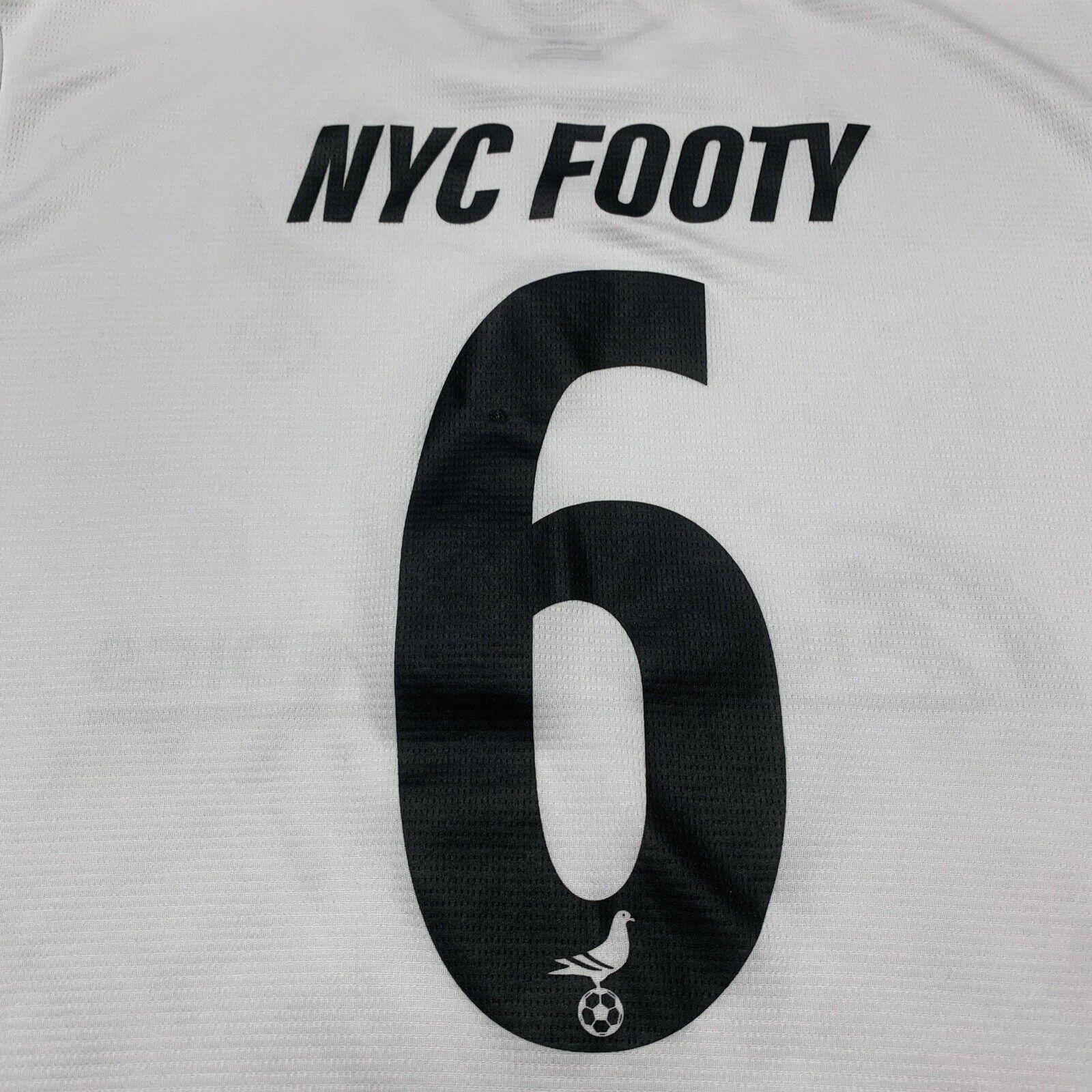 Umbro Men’s Size Medium White NYC Footy Soccer Jersey Polyester Sports Clothes